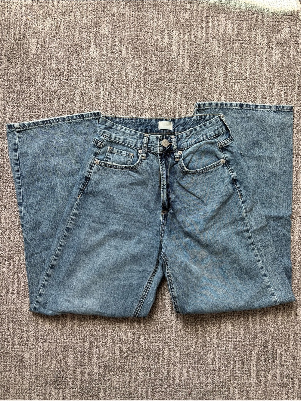 Classic High-Rise Straight Leg Jeans - Light Blue Wash - Picture 2 of 2